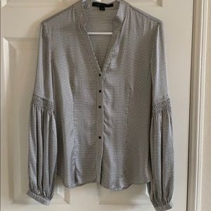 Express silk balloon sleeve blouse 🤩 med